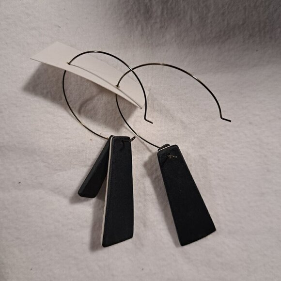 NWT Happy June Clay Abstract Earrings - Picture 2 of 2